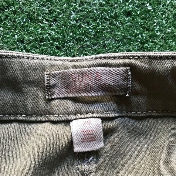 Sun & Shadow Light Green Button Fly Shorts - Picture 4 of 4